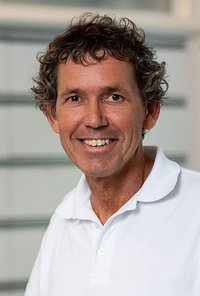 Dr. med. Christian Gruber, Salzburger Facharzt für Infektiologie und Tropenmedizin